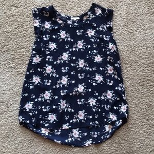 Floral 🌸 top for work or for play